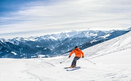 [Translate to Englisch:] Skifahren in Skigastein 